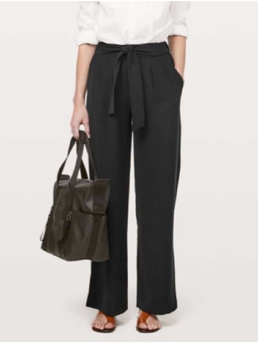 Lululemon Black Noir Swift Ultra Lightweight Tie Waist Pant- 12